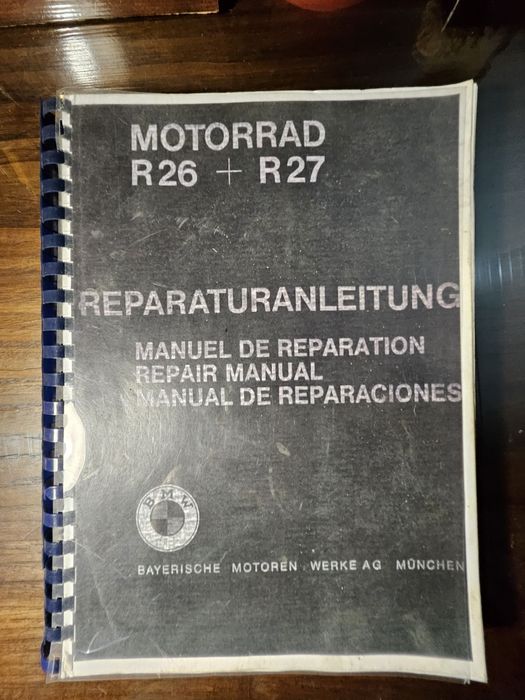Livro técnico BMW r26 r27