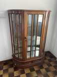 Vendo esta vitrine como nova