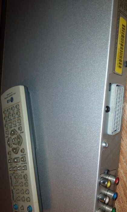 Odtwarzacz DVD firmy LG.  Sprawny.  Używany.