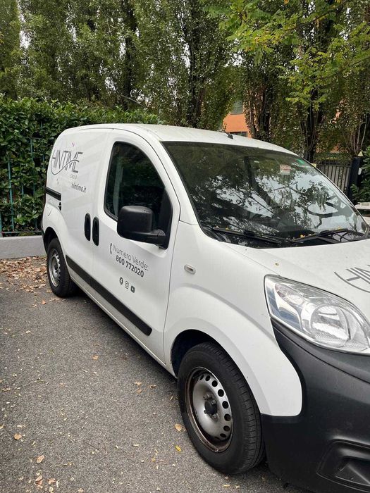 Fiat fiorino  1.3d  Posiadam  inne  auta  z  włoch  całe  i uszkodzone
