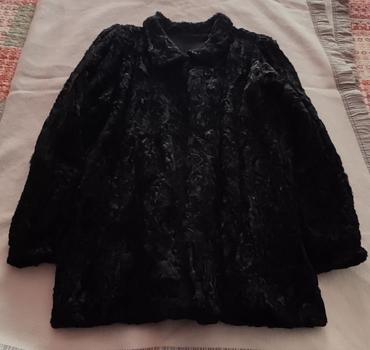 Vendo Casaco 3/4 pele Astracã M/L usado impecável 70€