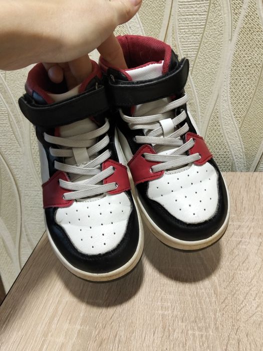 Хайтопи, високі кросівки для хлопчика