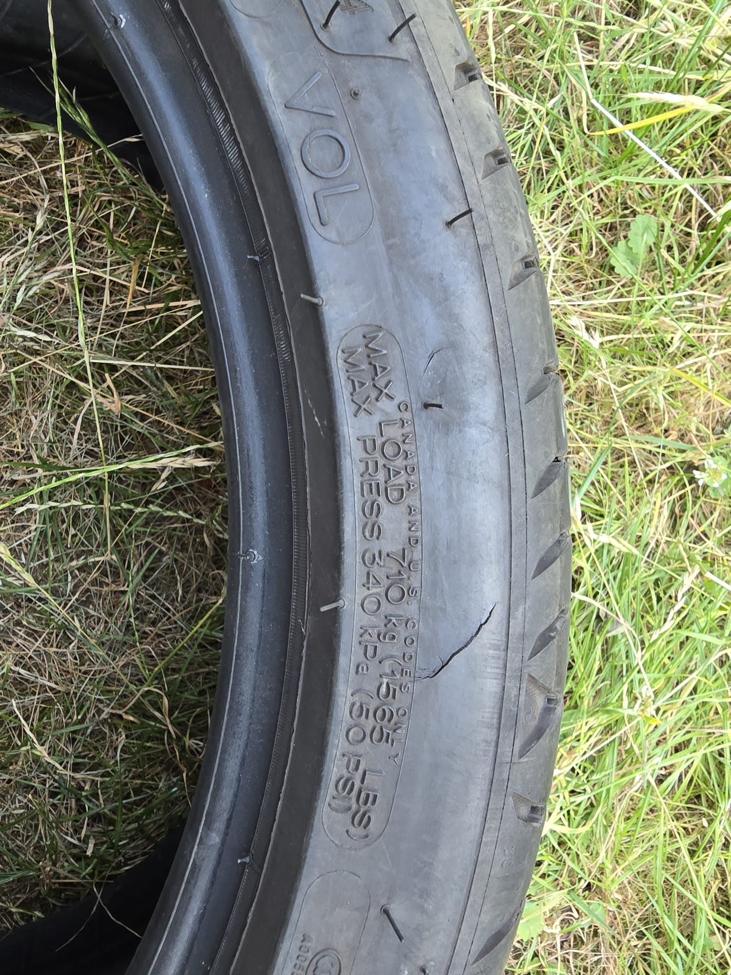 Michelin Primacy 4 235/40 R19 96W x 4 sztuki lato
