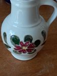 Piękny ceramiczny dzbanek