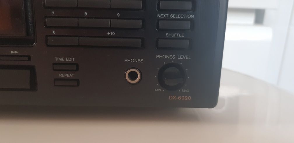 Odtwarzacz CD ONKYO DX-6920