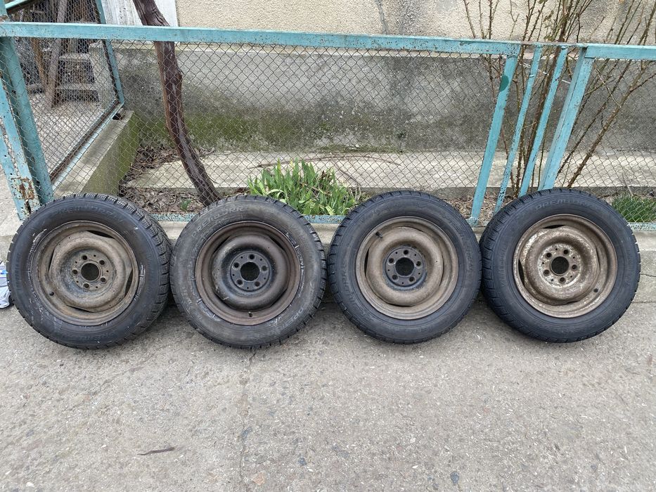 Продам резину 185/65 R14