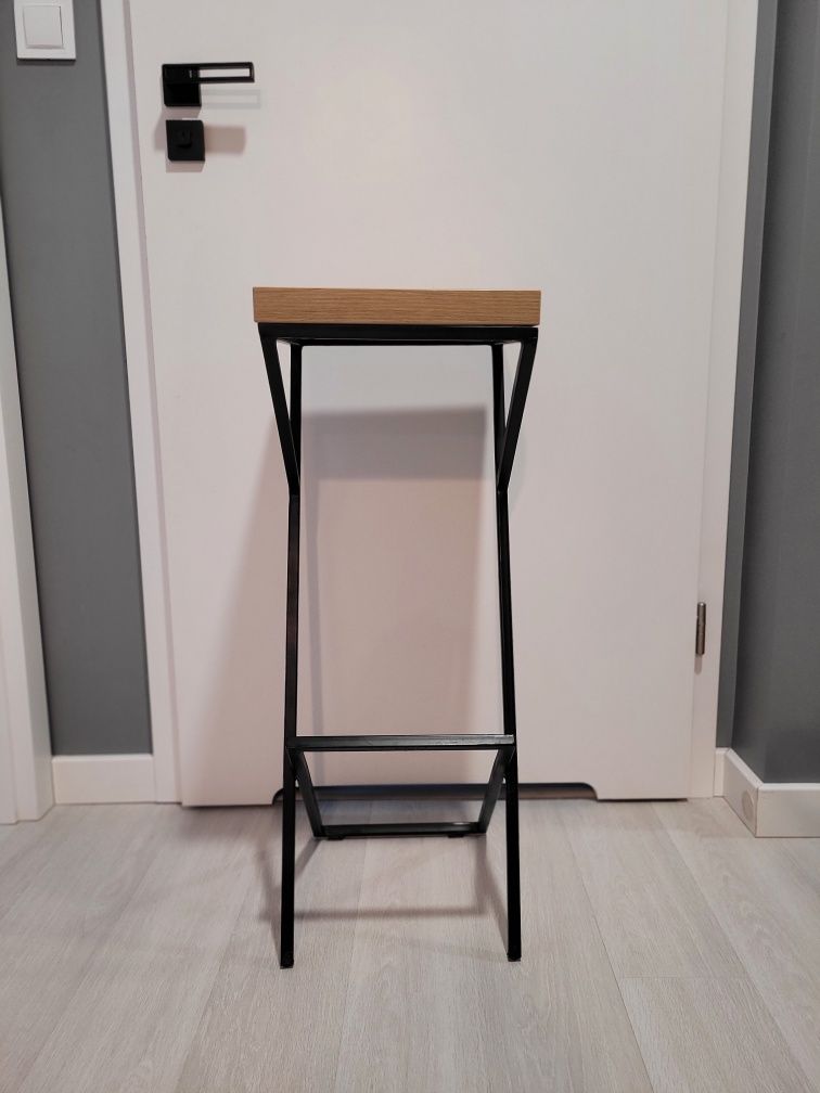 Hoker stołek barowy krzesło taboret industrialny loft drewno