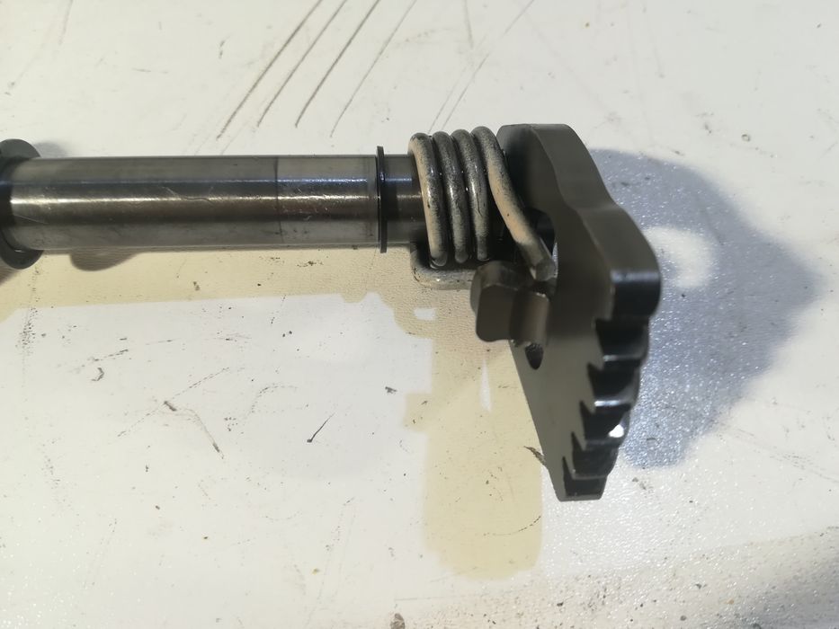 Tryb wałek  zmiany biegów Suzuki LTR 450 rok 08