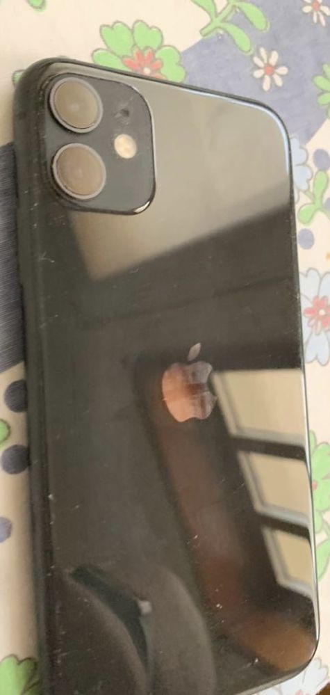 iPhone 11 64gb cor Preto com caixa e fatura sem garantia