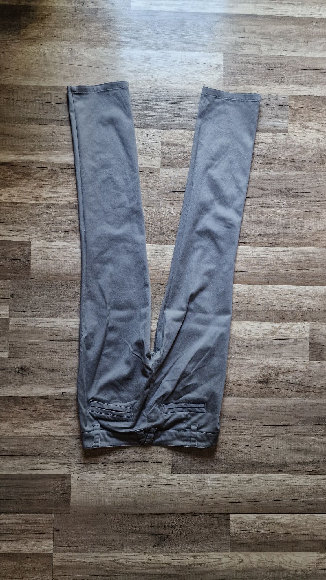 szare spodnie cygaretki xs 34