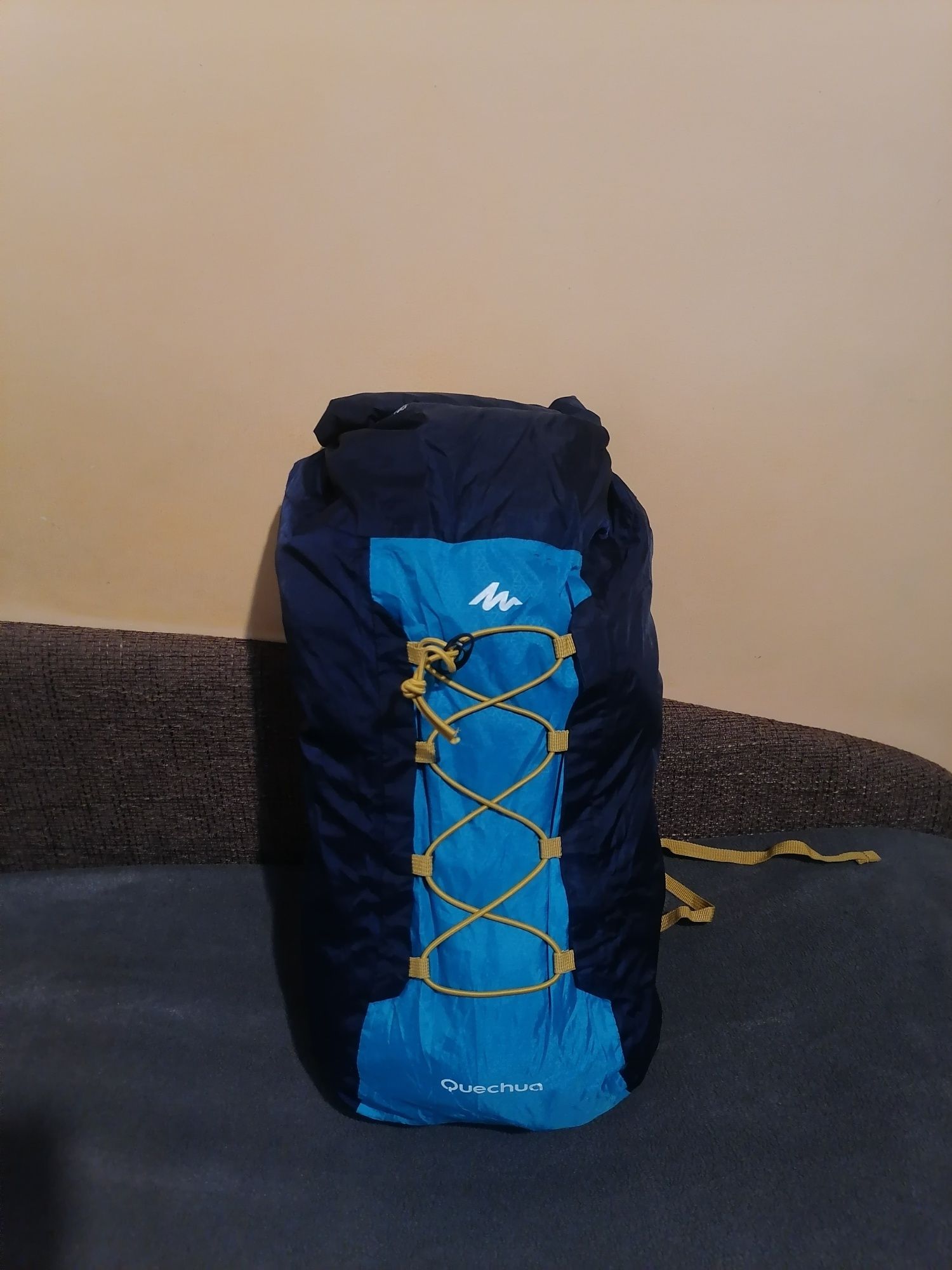 100g Рюкзак Quechua Ultra Compact 100 грам