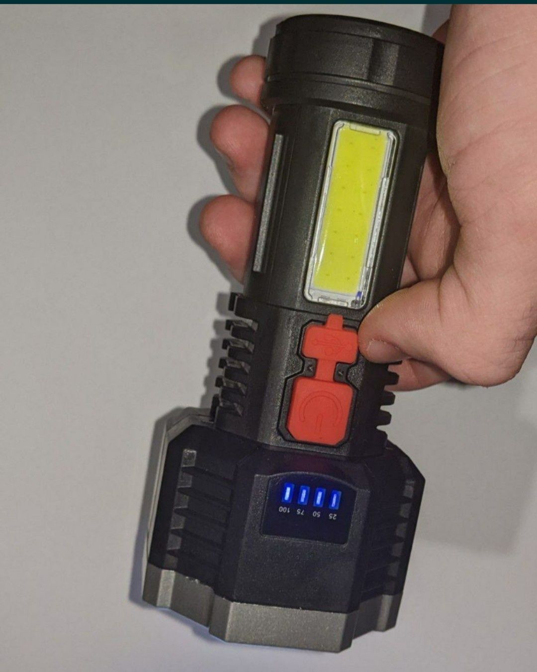 Светодиодный водонепроницаемый фонарь фонарик аккумуляторный фонар