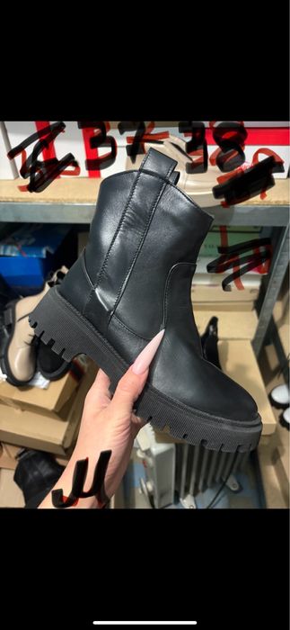 Черевики з натуральної шкіри за  850 грн