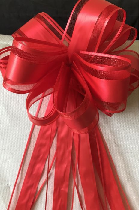 Czerwona duza kokarda ściągana srednica ok 20cm