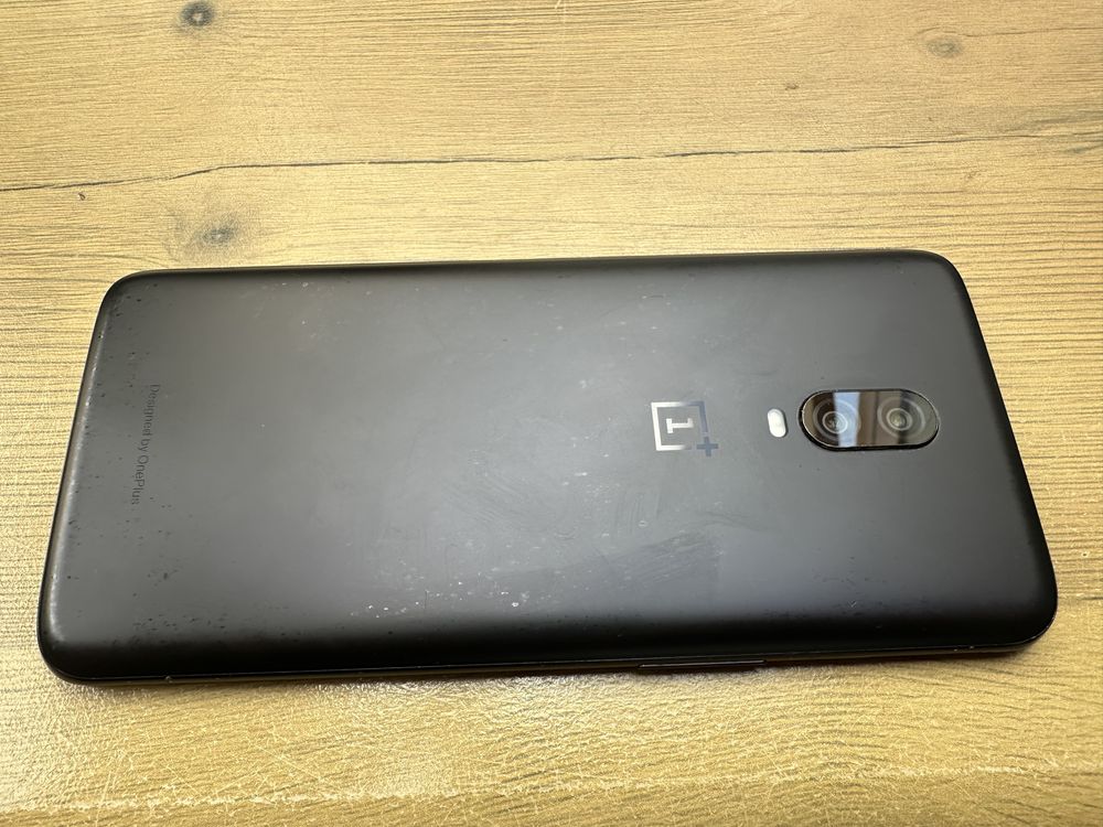 OnePlus 6T 8GB RAM + 128 GB pamięci wewnętrznej GRATISY 6,41" AMOLED