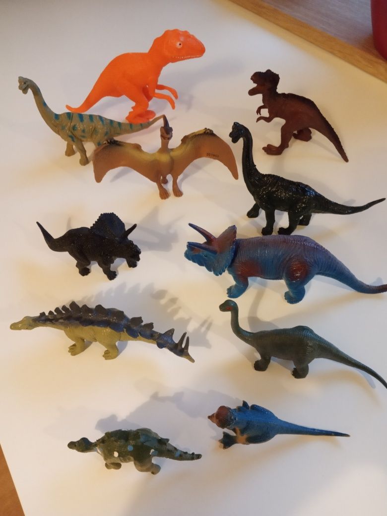 Dinozaury figurki zabawki kolekcja