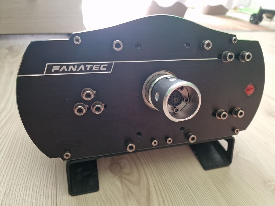 Baza i kierownica Fanatec clubsport CSW v2.5 Fanatec CSL Elite P1