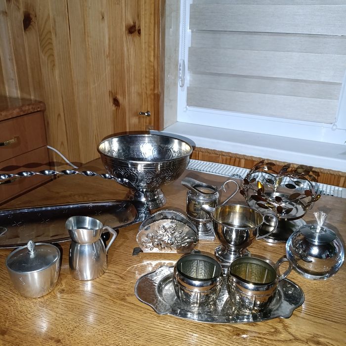 Посріблені набори Молочник Цукорниця Таця Чаша Кувшин Лампа Посуд