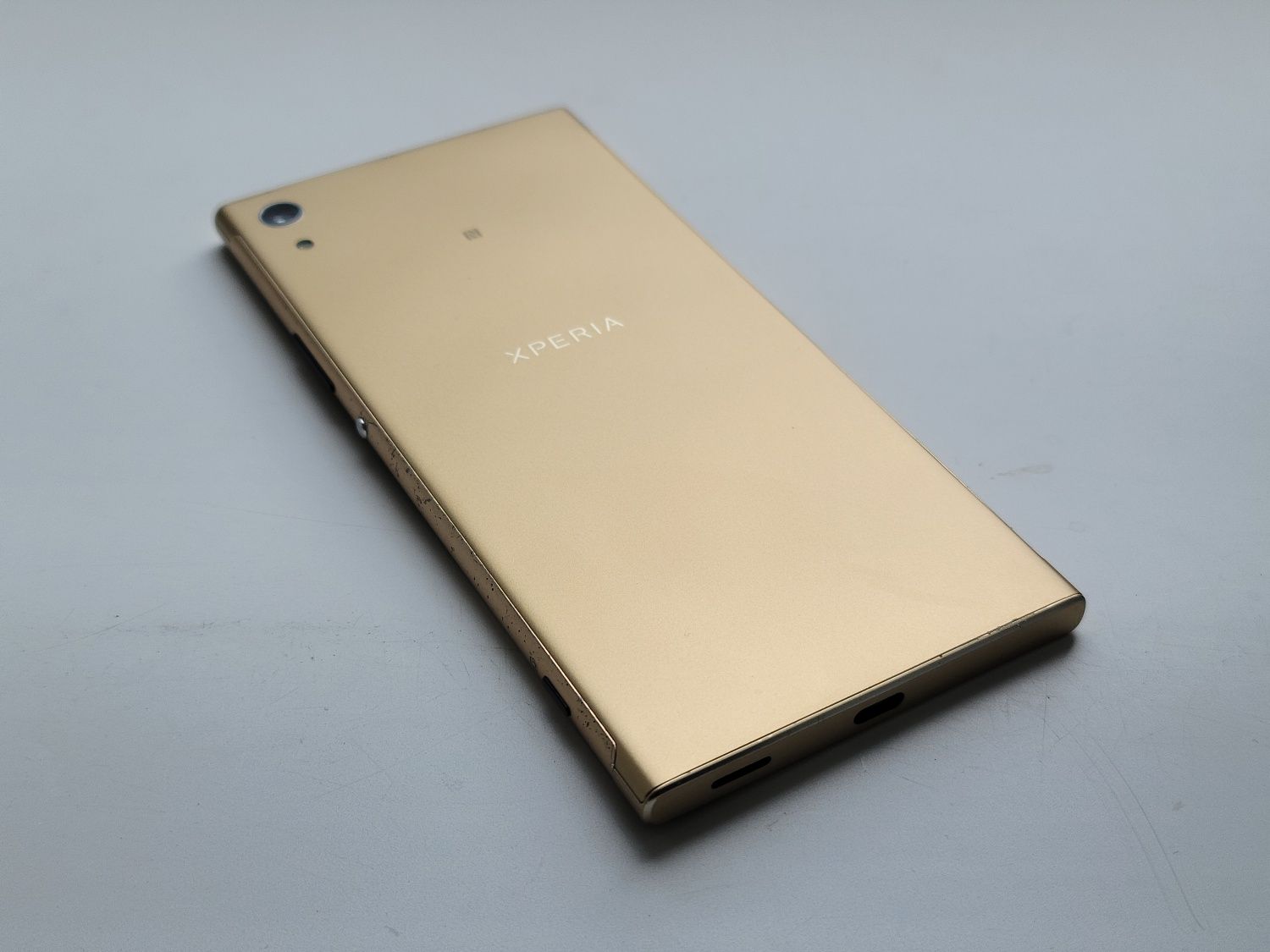 Sony Xperia XA1 Ultra Dual Gold 4/42Gb NFC