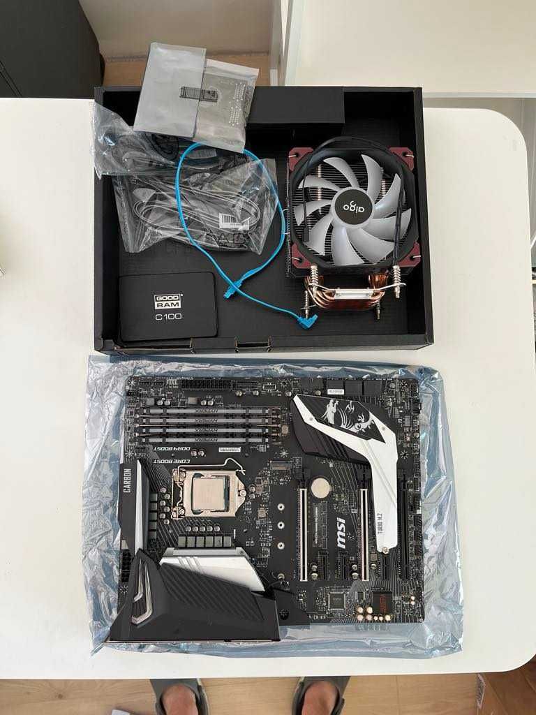 Zestaw i5‑9600K / Z390 Pro Carbon / 32GB RAM / Aigo RGB Coole