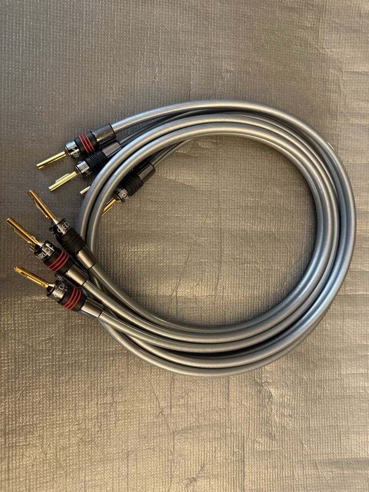 Cabos QED Performance J2J, XT40i, speaker Switcher SS21, Kimber  Kable