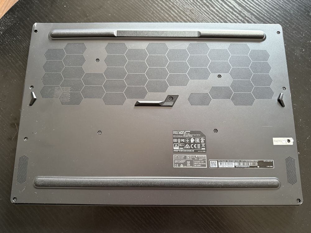 Laptop MSI Stealth 15M A11UEK i7 | RTX3060 | 32 GB RAM + nowa bateria