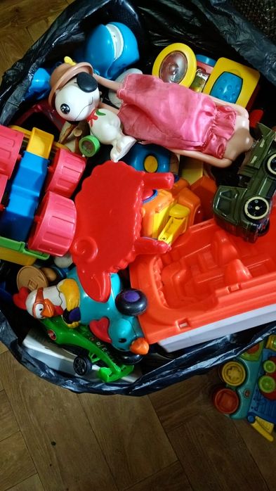 Oddam za darmo zabawki