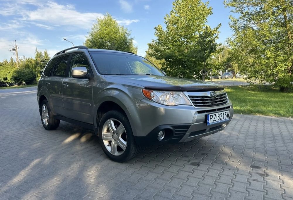 Subaru Forester 2.5 X Limited 2010 рік