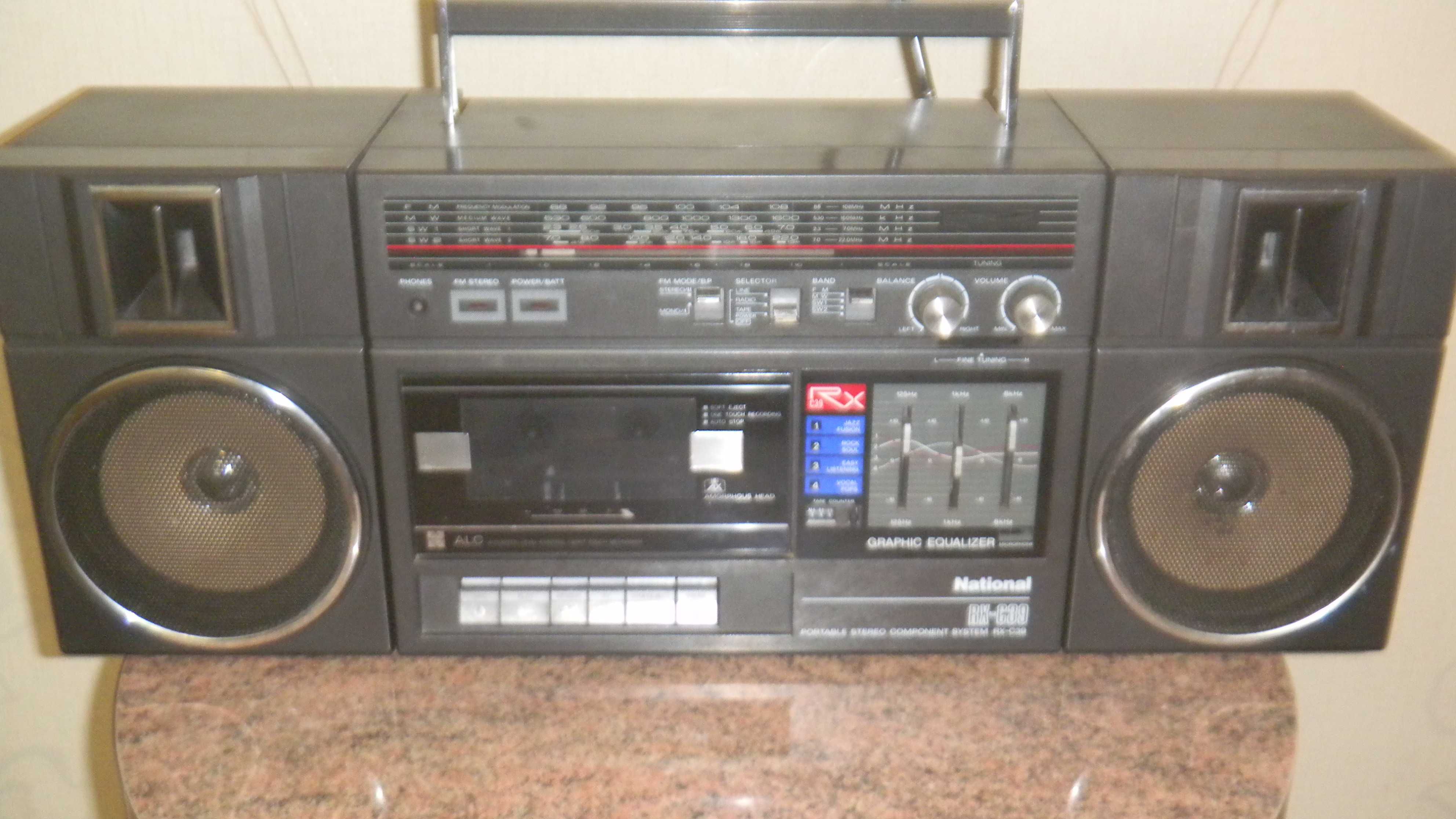 магнитолы National RX-C39 и JVC PC-W35