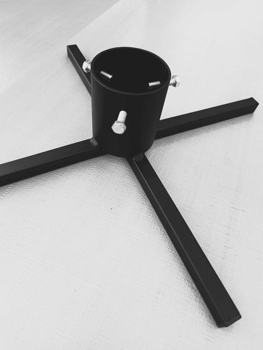 Stojak Choinkowy Na Choinkę Metalowy Czarny Okrągły Loft