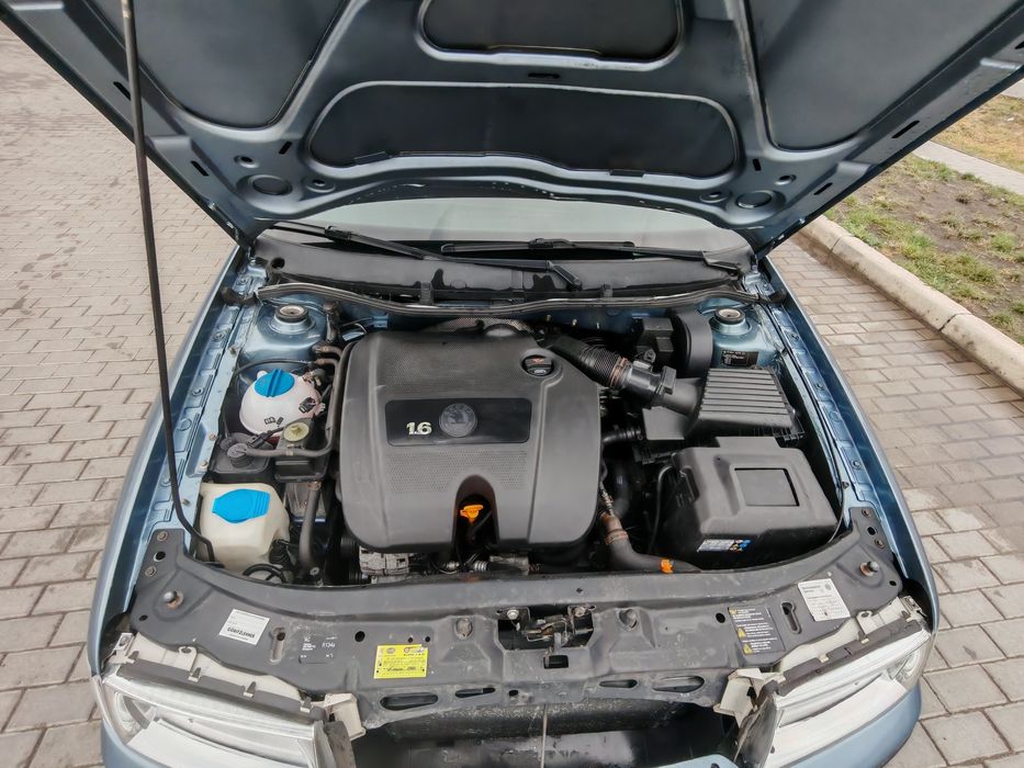 Skoda Octavia Tour 1.6 mpi бензин. 2007 рік