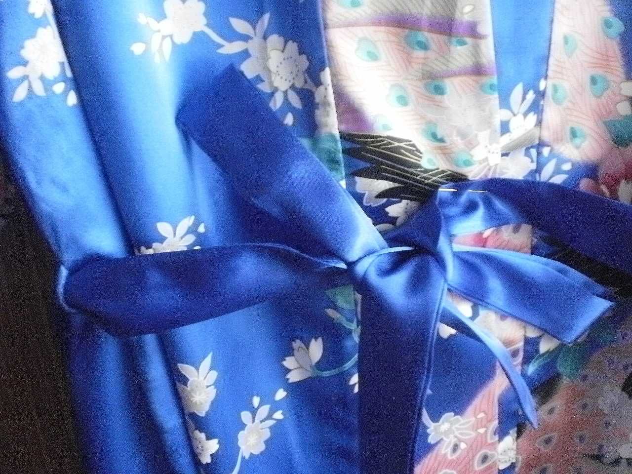 Szlafrok z jedwabiu w piękne wzory roz,  M/XL
