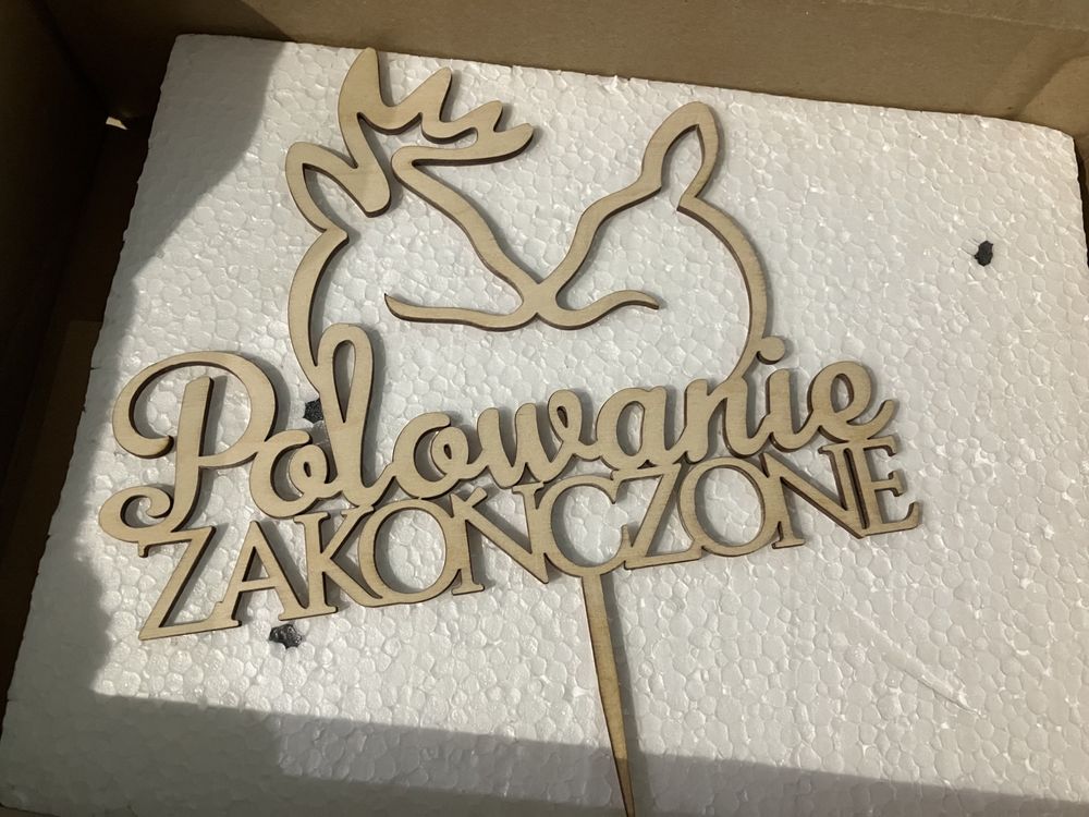 Topper na tort drewniany „polowanie zakończone”
