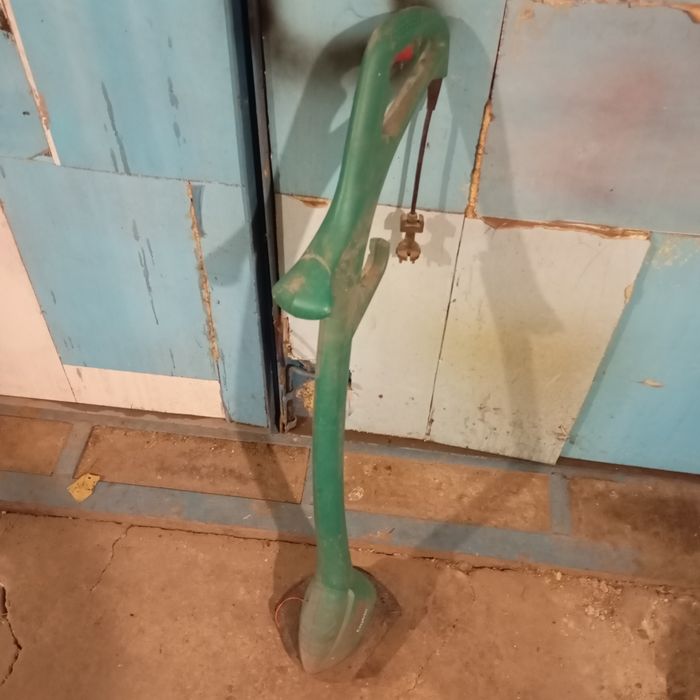 Электротиммер bosch