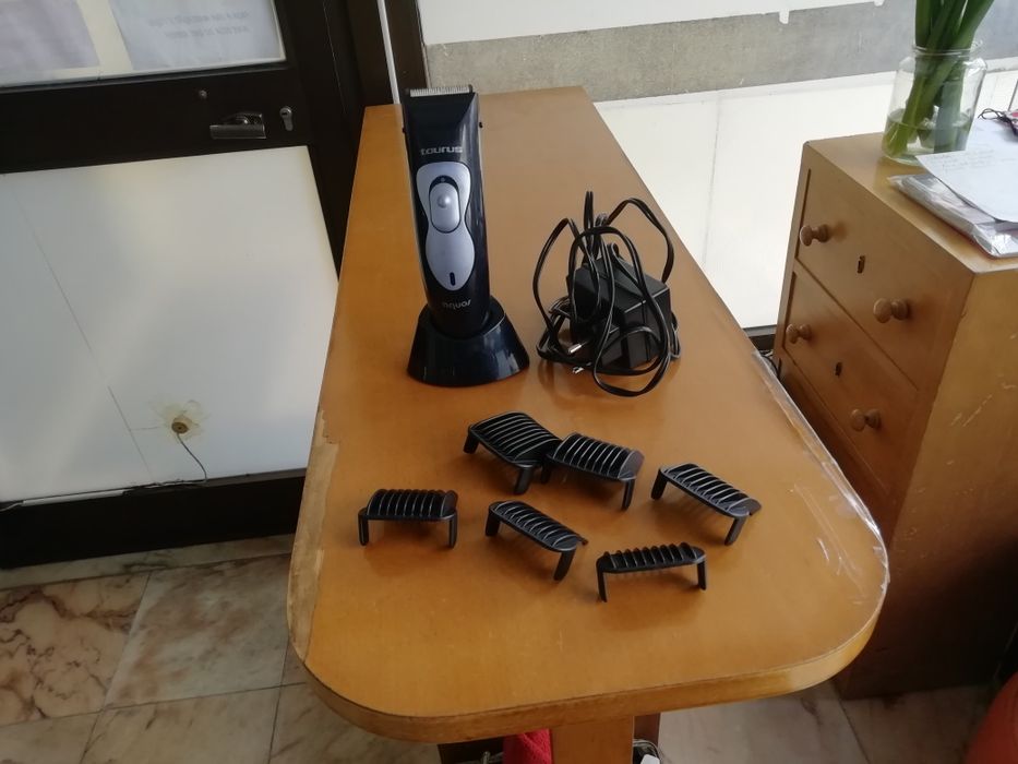 Máquina aparar barba