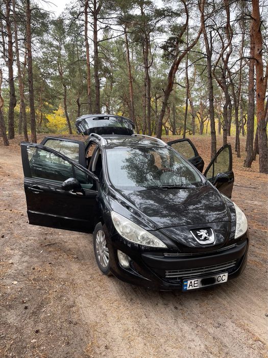 PEUGEOT 308SW  с панорамной крышей 4700$ торг
