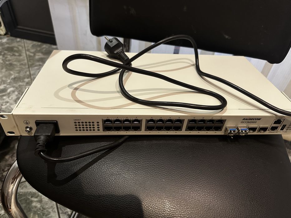 Комутатор Raisecom ISCOM2600