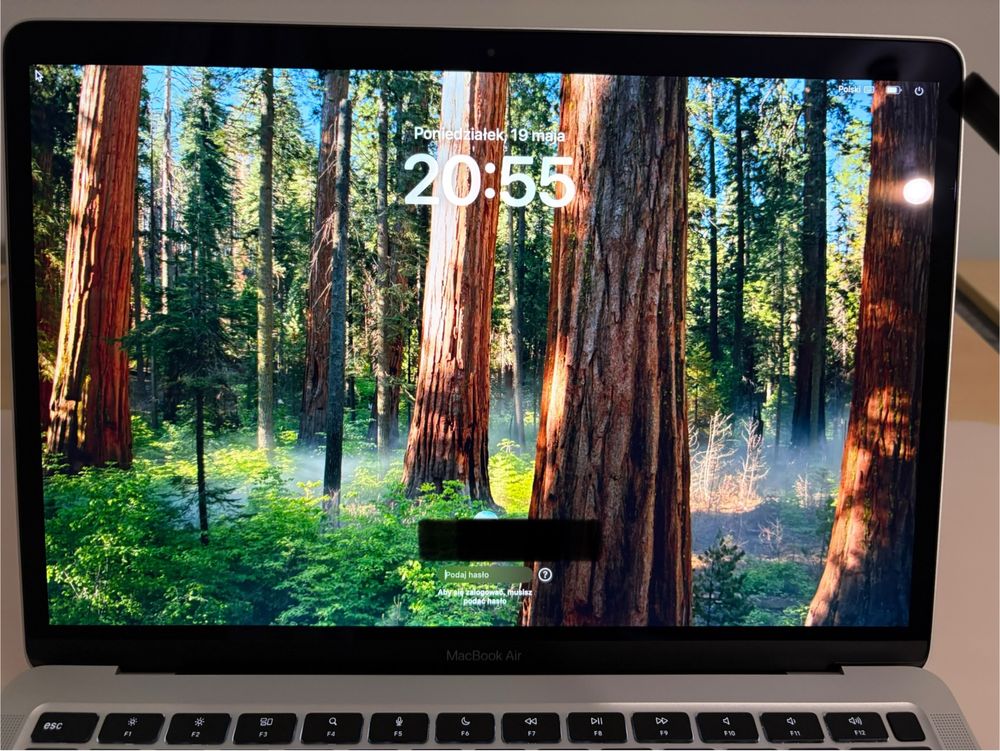 MacBook Air M1/16GB/256GB - stan idealny (37 cykli, bateria 96%)