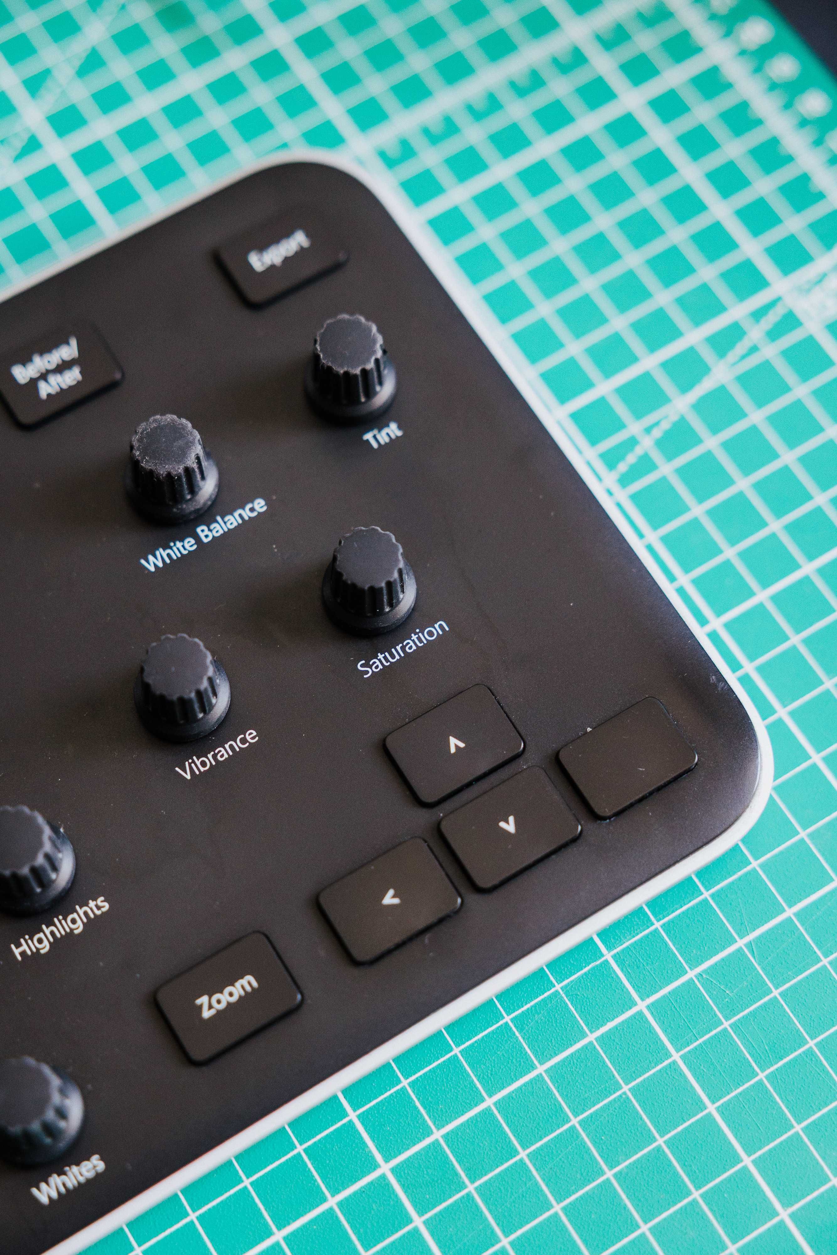 Loupedeck Classic - klawiatura do lightrooma, konsola edycyjna