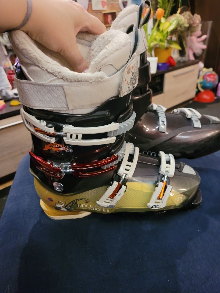 Suuuper buty narciarskie rossignol