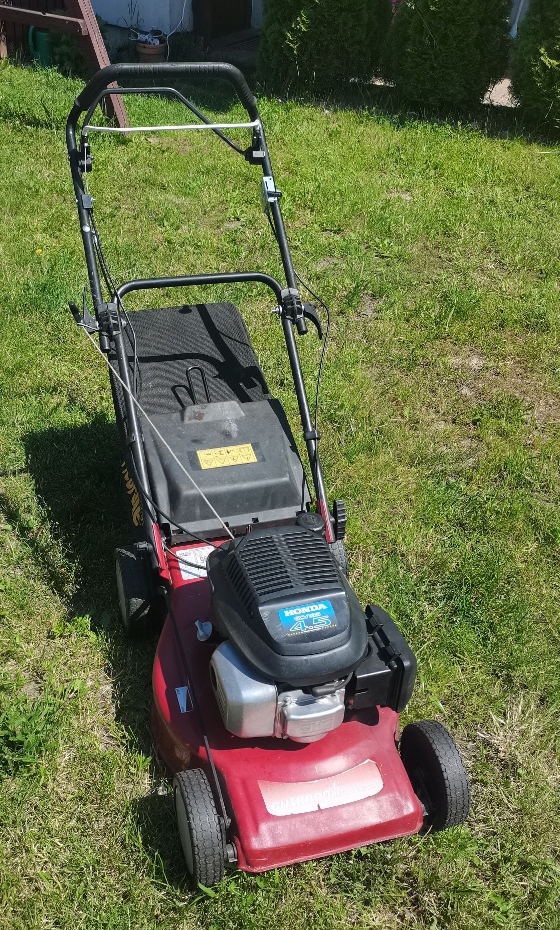 Kosiarka spalinowa z napędem Gutbrod silnik Honda.