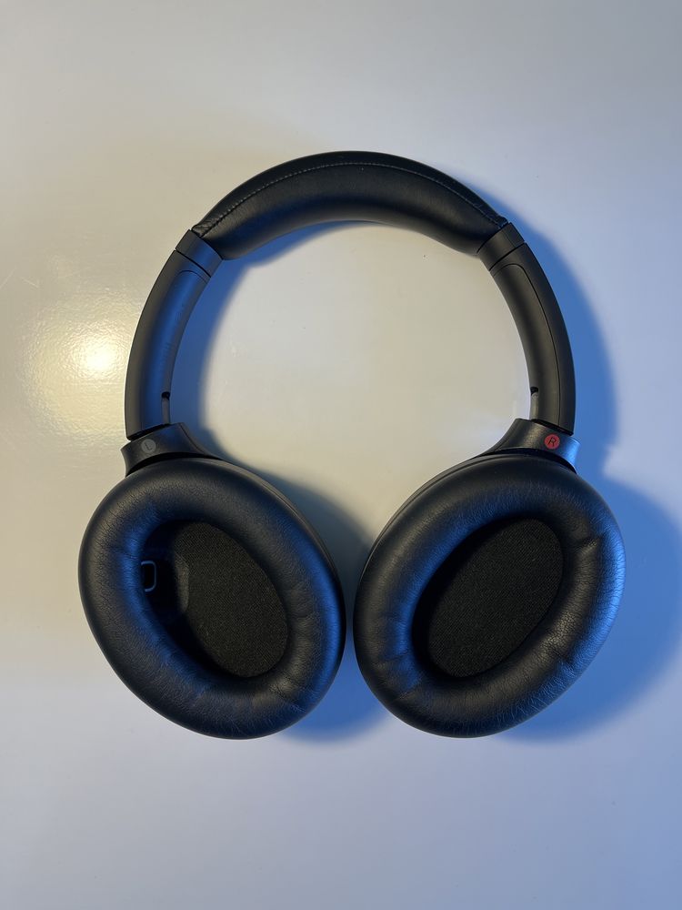 SONY WH-1000XM4 - Preto