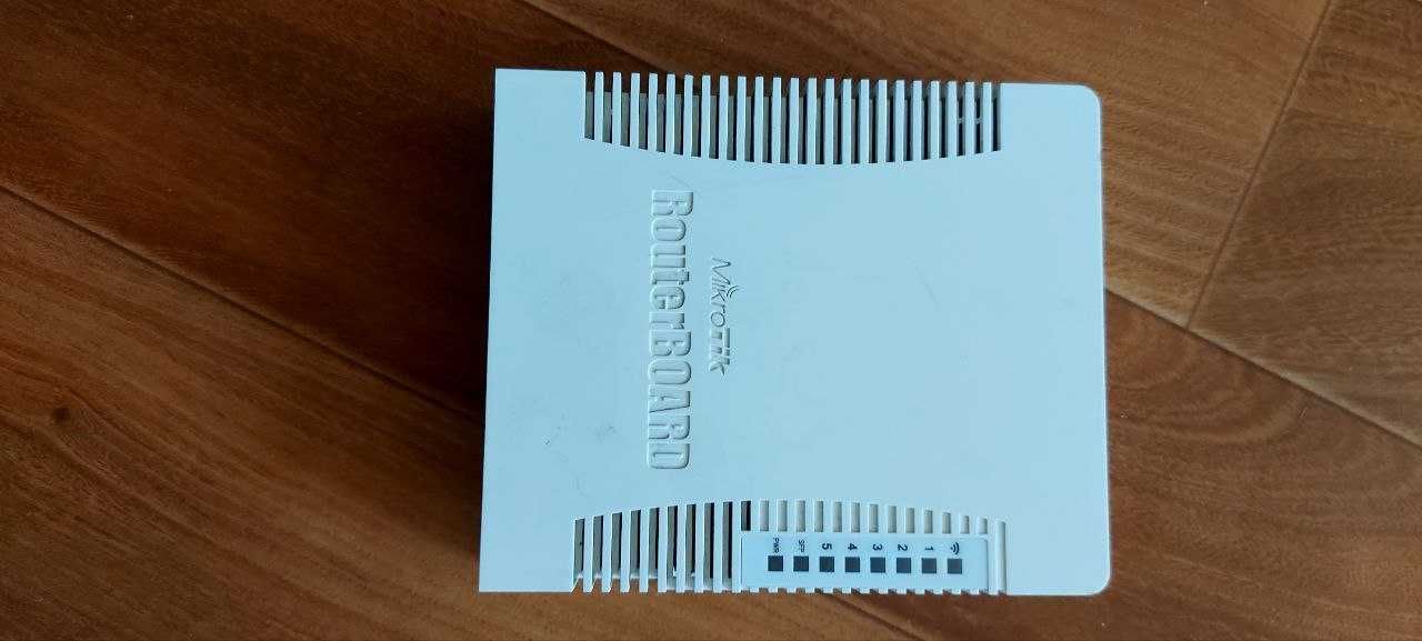 роутер MikroTik hAP ac (RB962UiG5HacT2HnT)