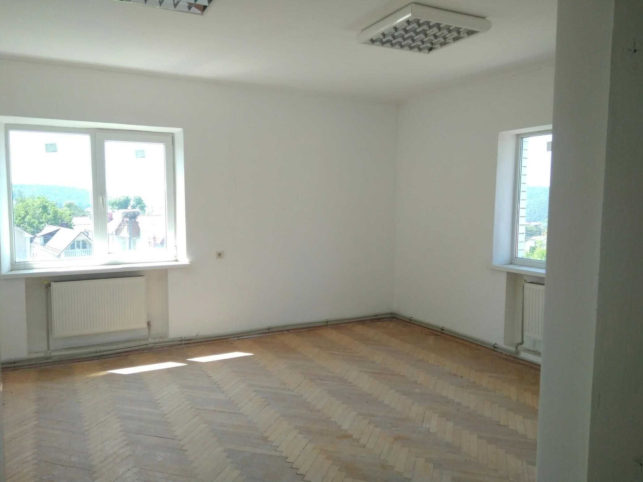 Оренда Укртелеком! 986,60м², м.Чортків вул.Копичинецька,57 А
