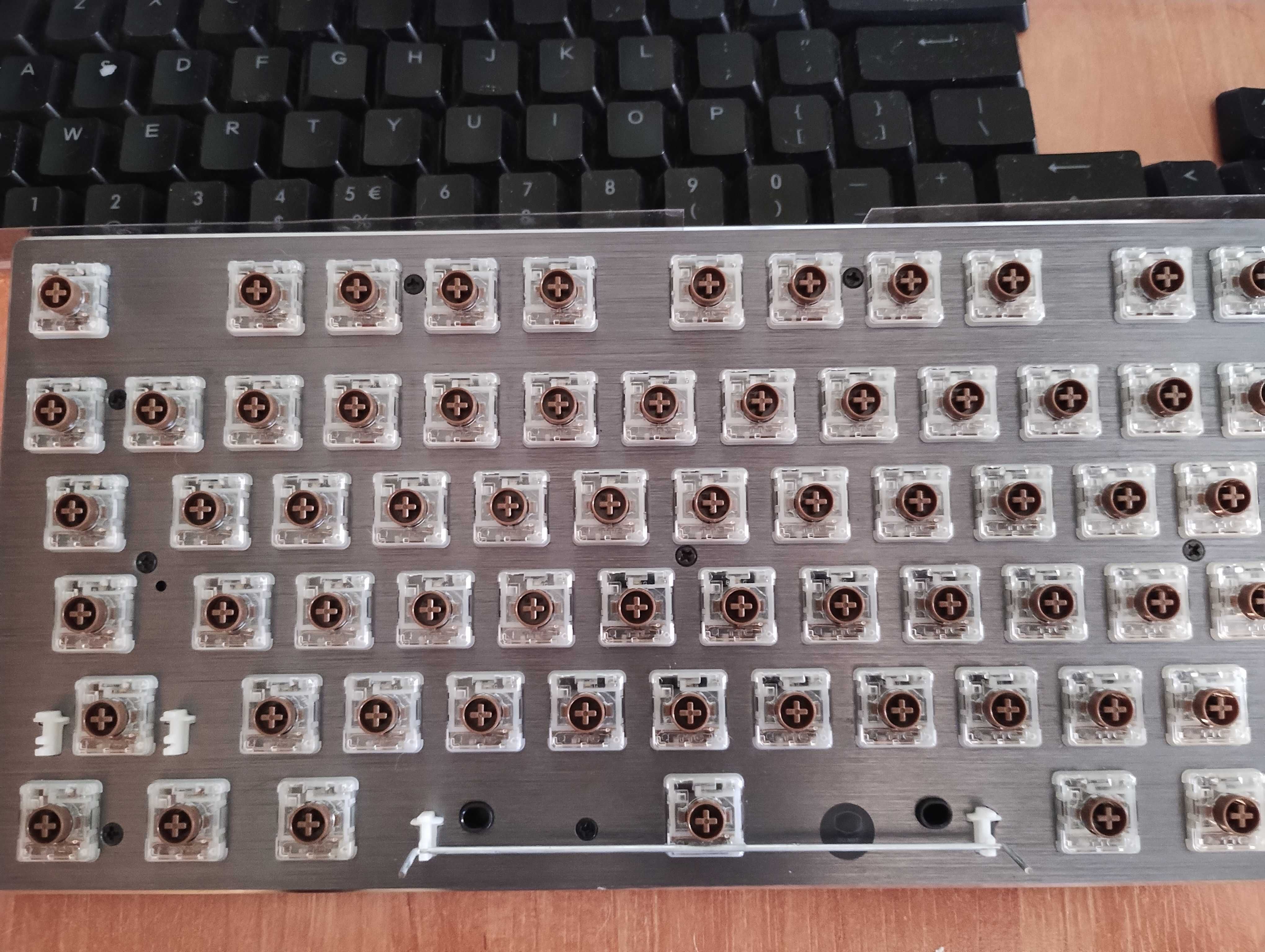 cooler master sk652 Brown wyczyszczona + akcesoria oraz opakowanie