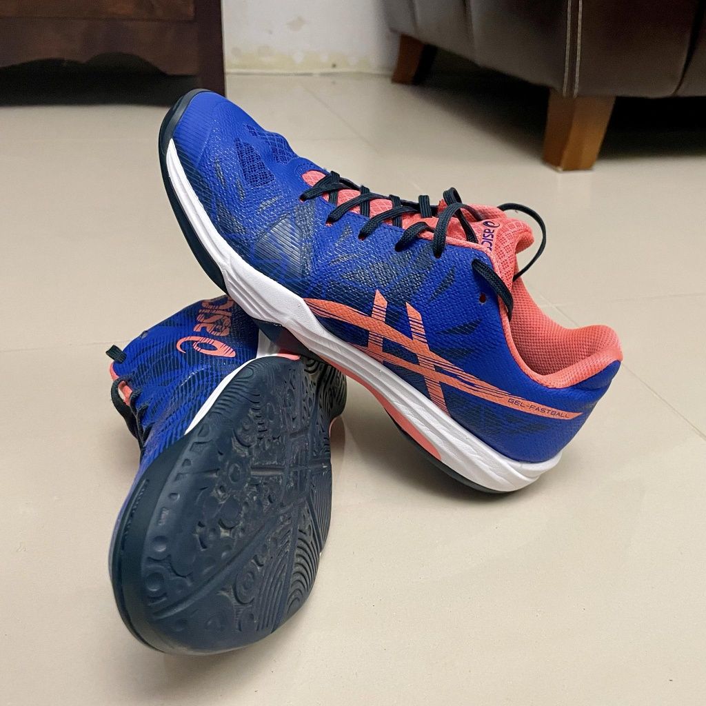 Asics Fastball 3 damskie buty sportowe 38
Rozmiar:38