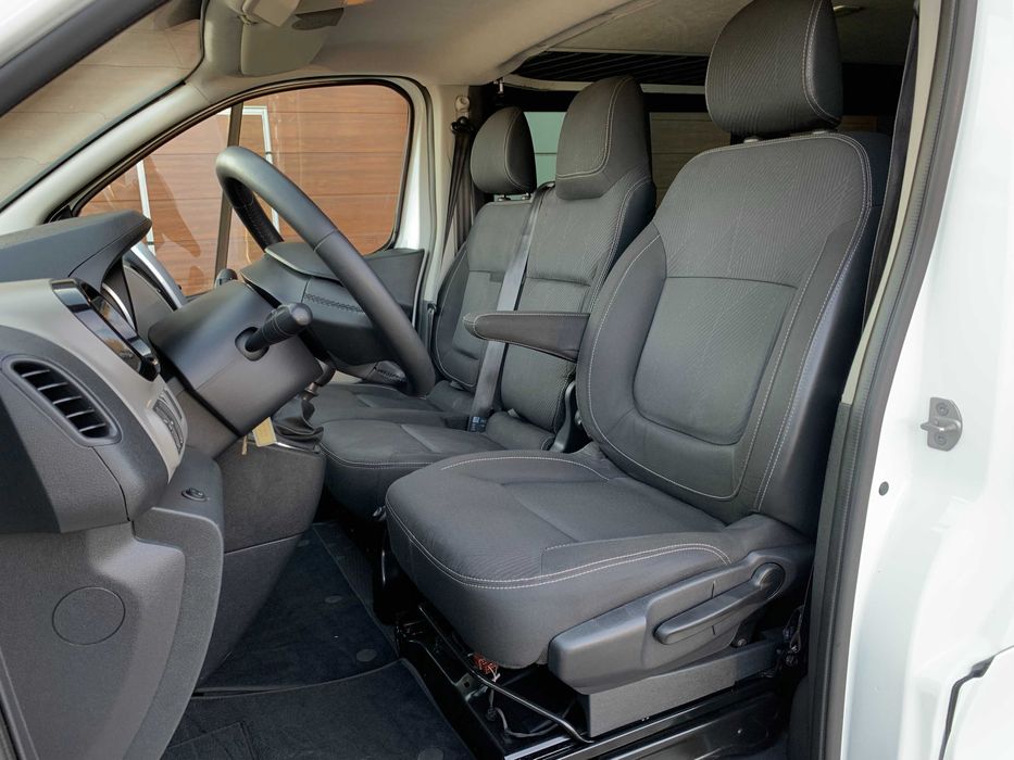 Renault Trafic 2019 9 місць