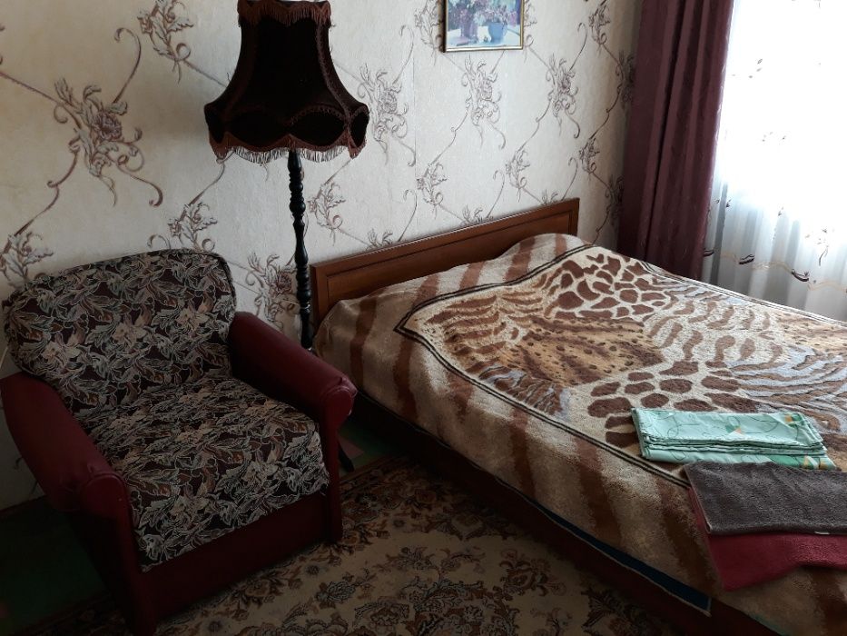 2-ком кв на Тополе-1, (Эпицентр), Клиника Рахманова