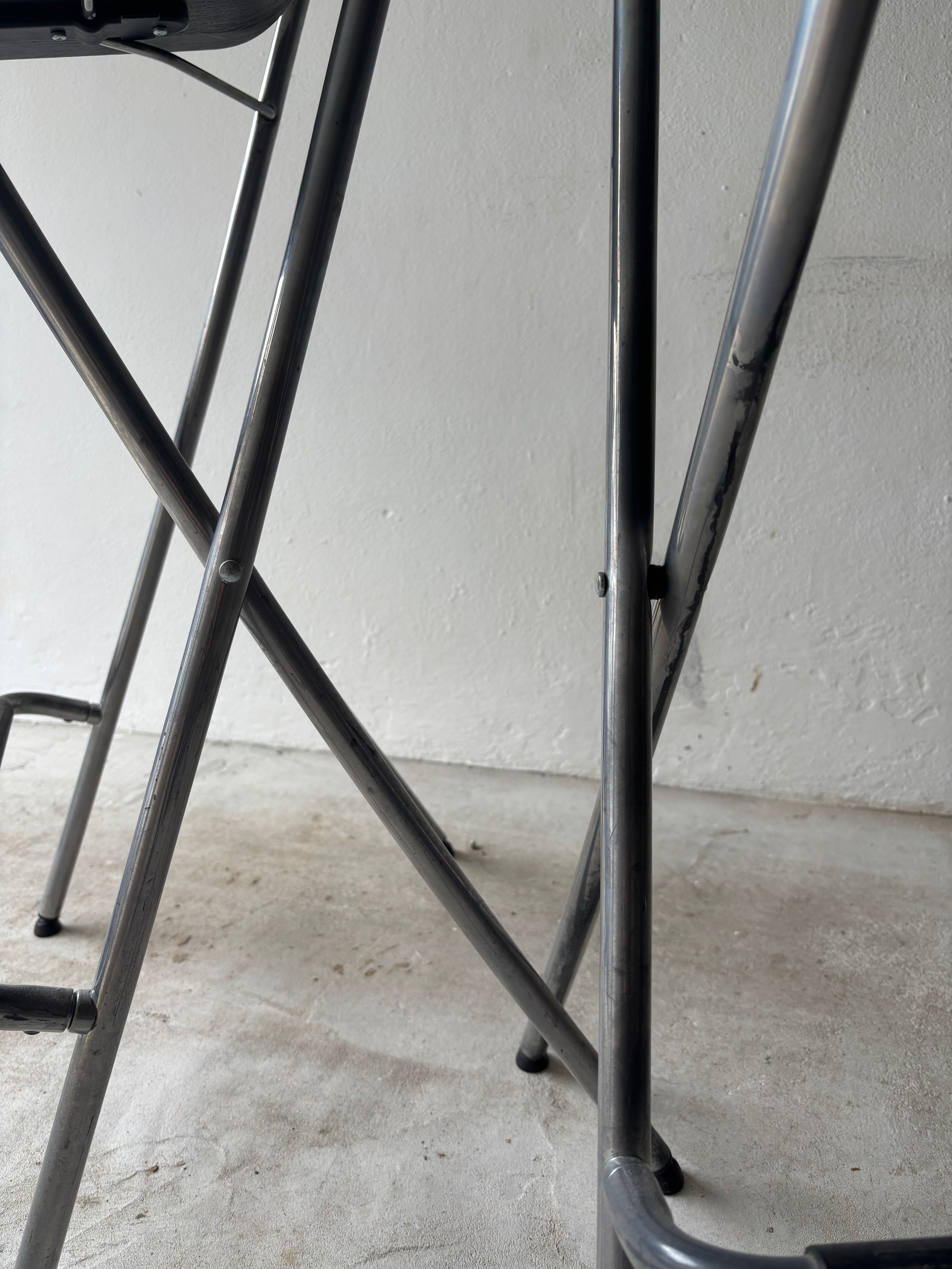 Conjunto de 2 bancos Ikea preto com pouco uso