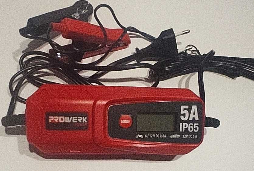 Prostownik do ładowania akumulatorów  12 V i 6 V